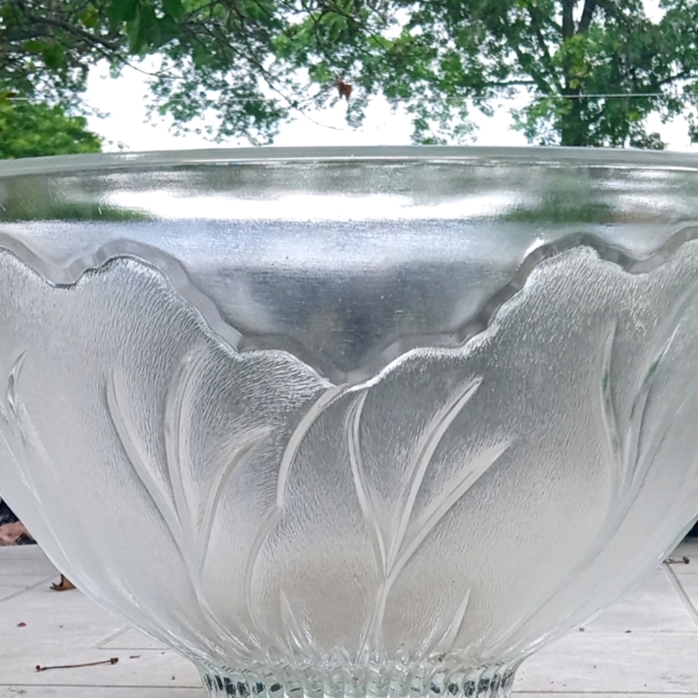 Punch bowl and cups
